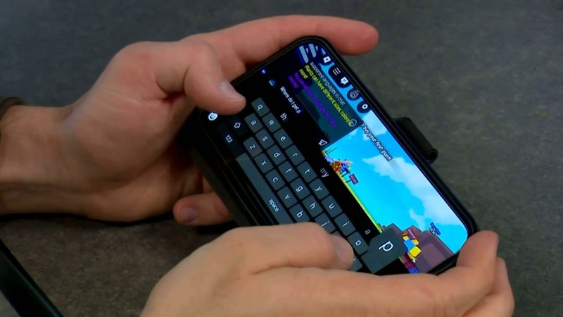 E-safety commissioner issues warning to online gaming platforms