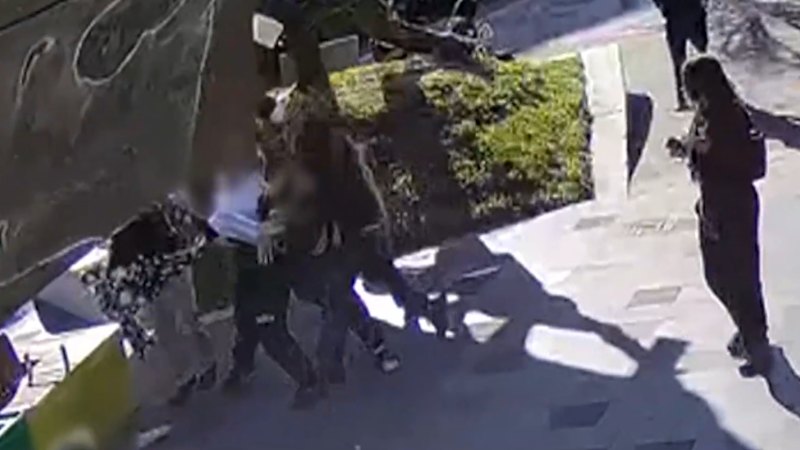 Man left unconscious after violent assault at Melbourne shopping strip