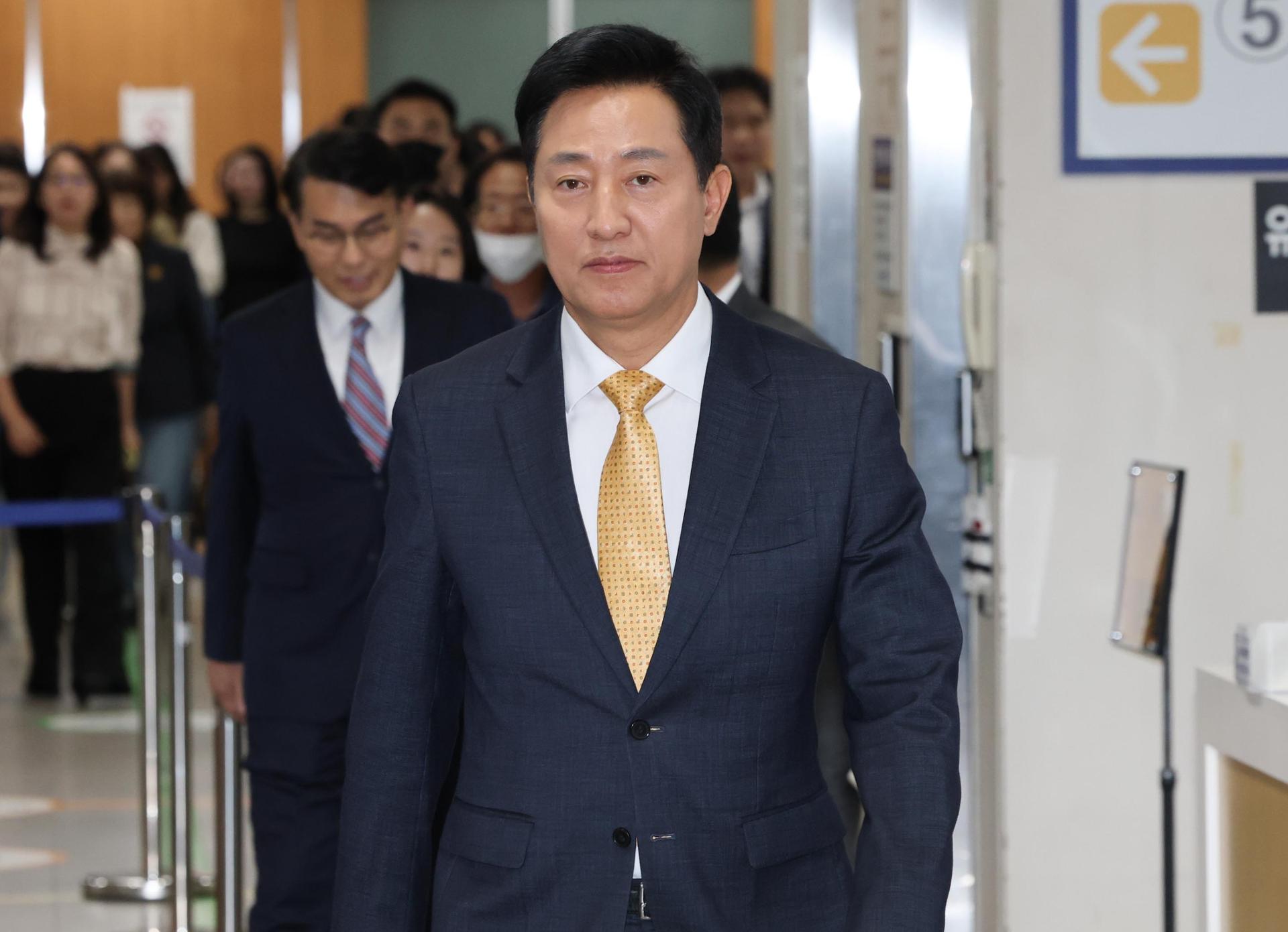 18-month prison term sought for Seoul mayor in appellate political funds trial