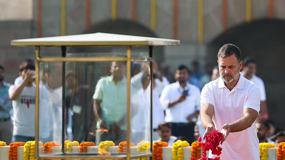 ‘He taught us never to bow before injustice’: Congress pays tributes to Mahatma Gandhi