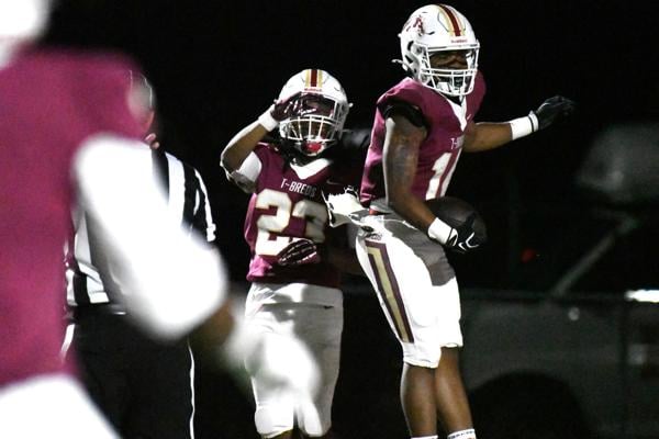 South Aiken football opens up region play with commanding victory over Fox Creek