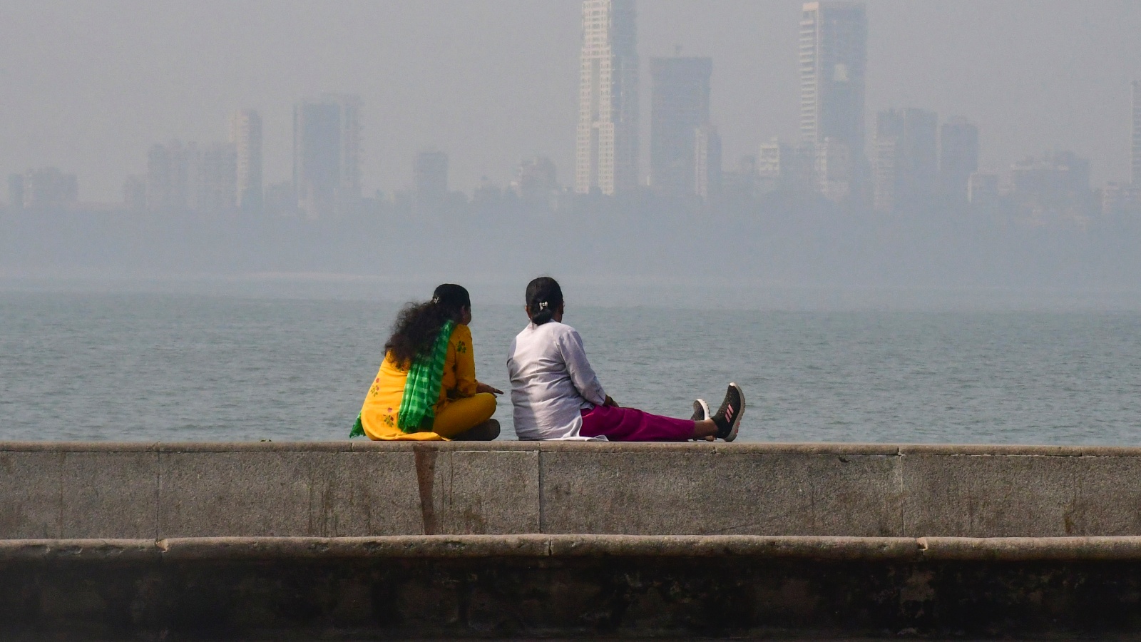 Mumbai weather turns again; as monsoon leaves, weekend to get warmer