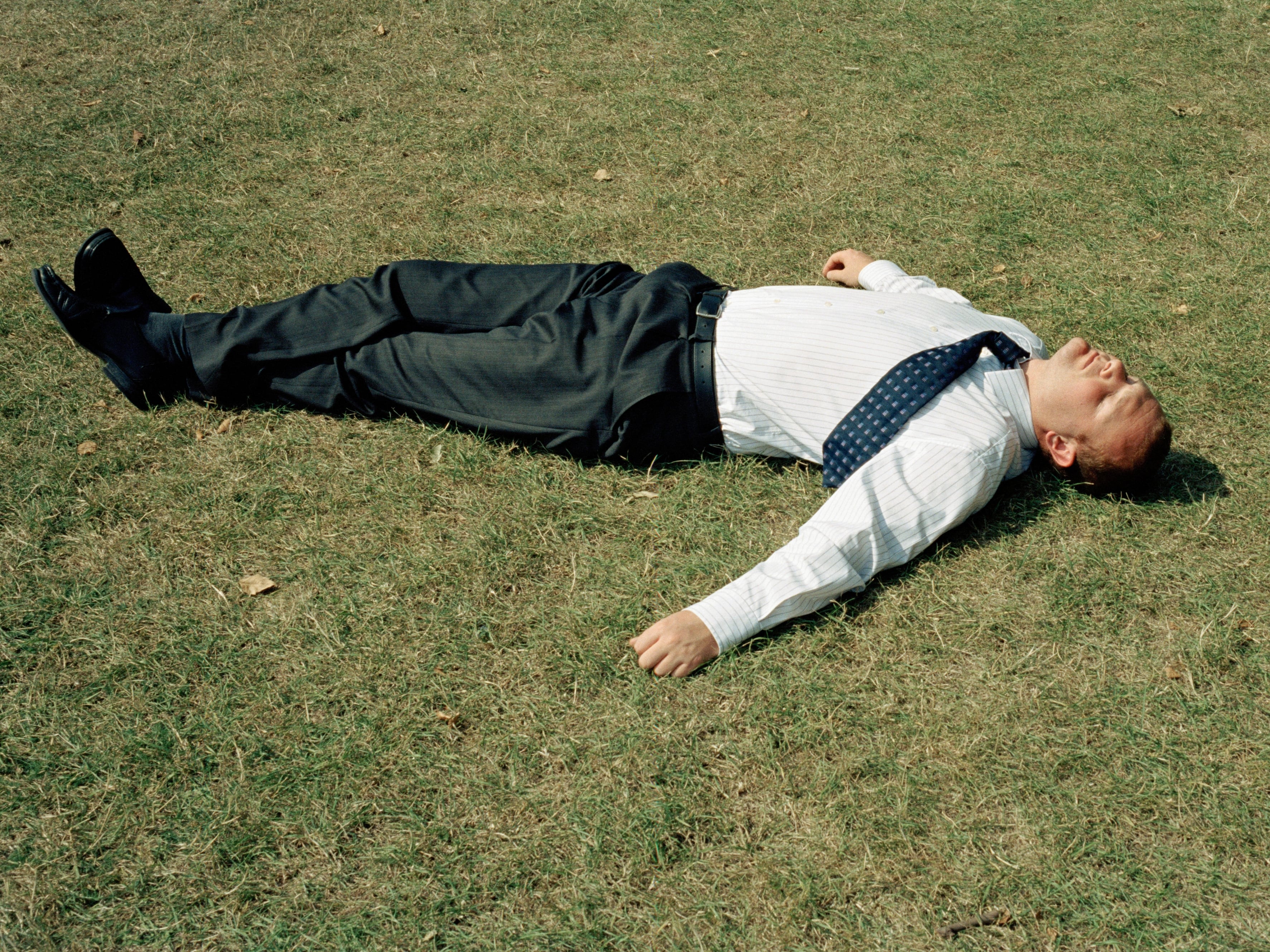 “I love working in the summer, there are no bosses and no one interrupts me”: in defense of going to the office in August