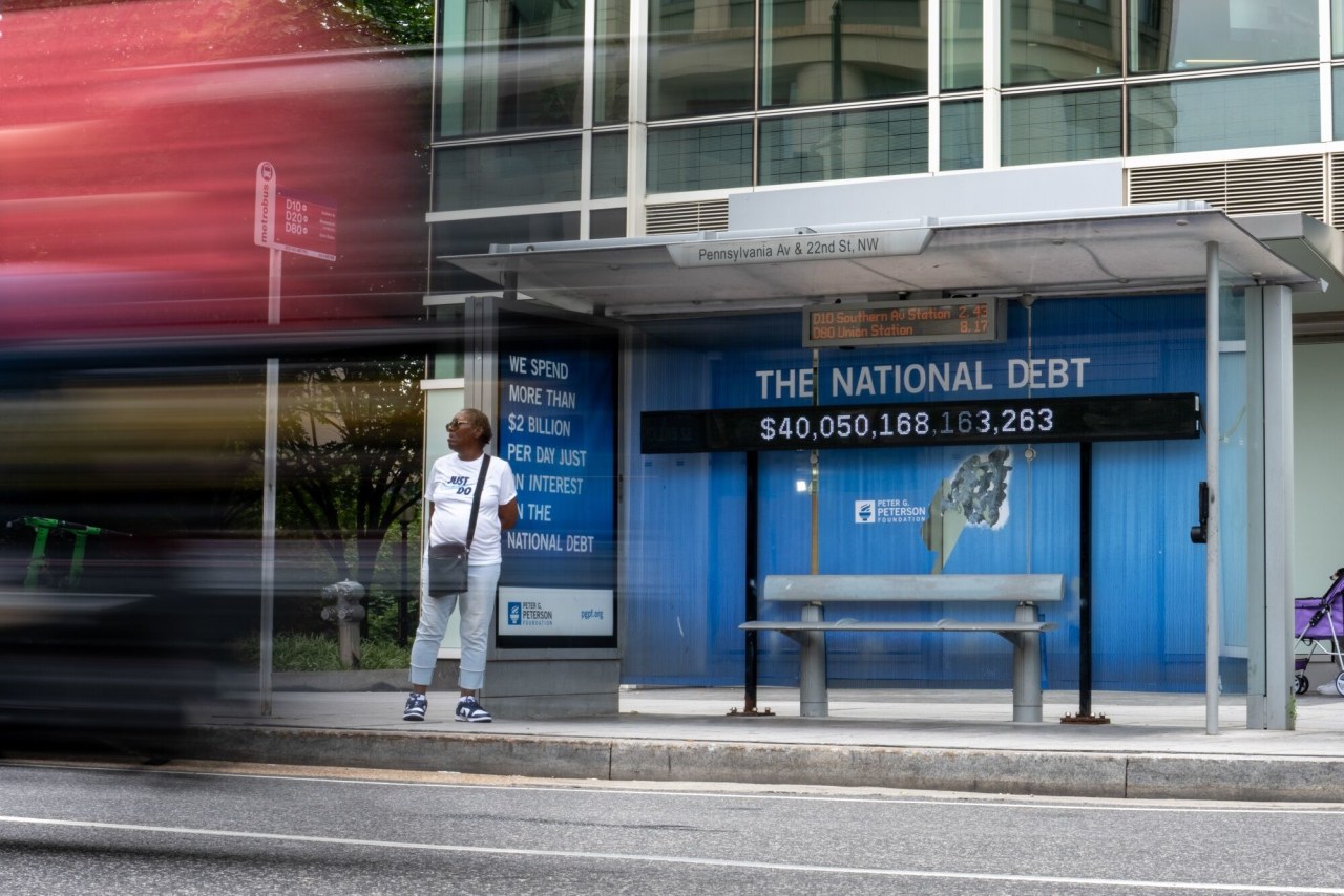 Heard on the Street: High government debt is adding fuel to the global bond market selloff