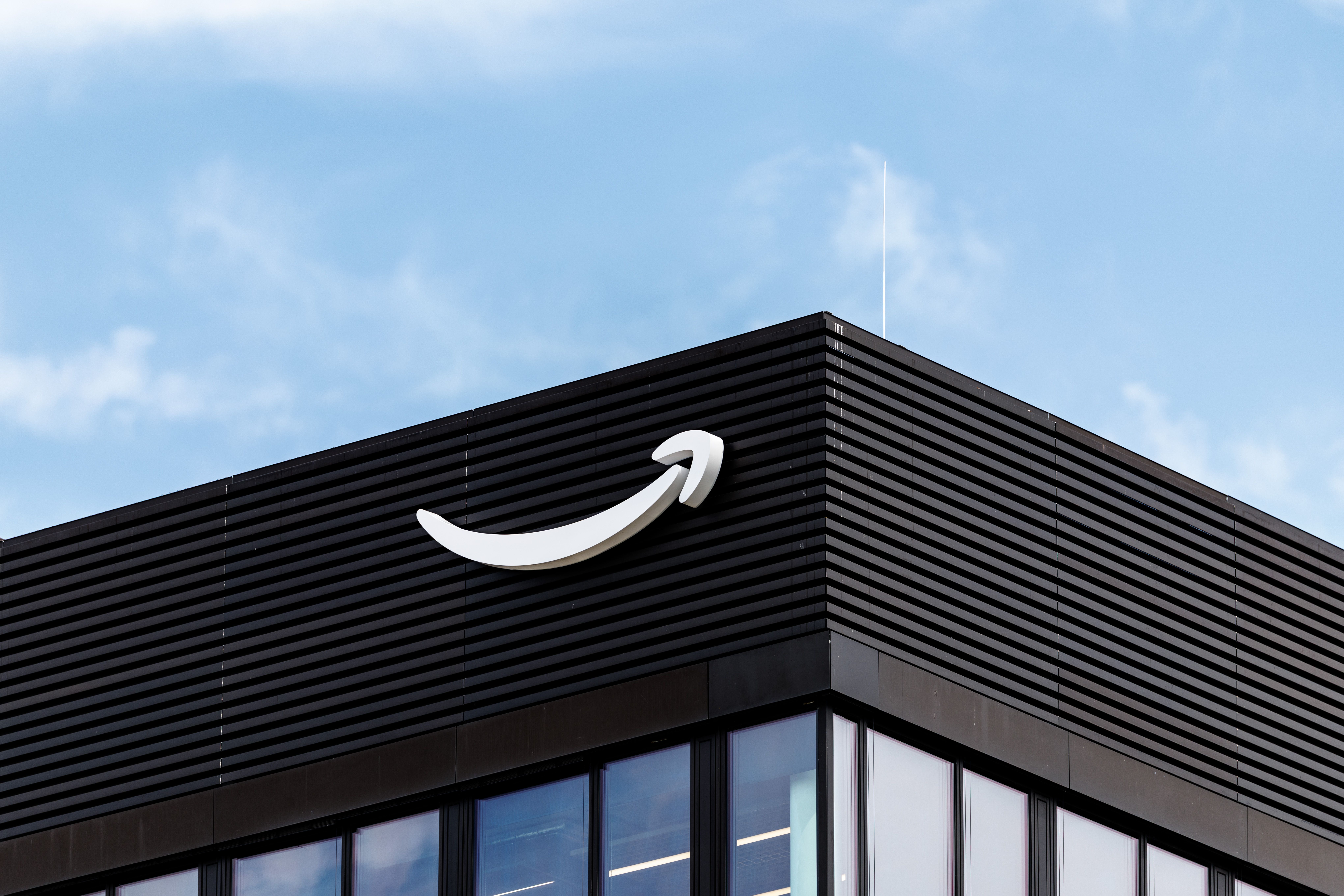 Amazon Says It's No Longer Using NDAs for Data Centers
