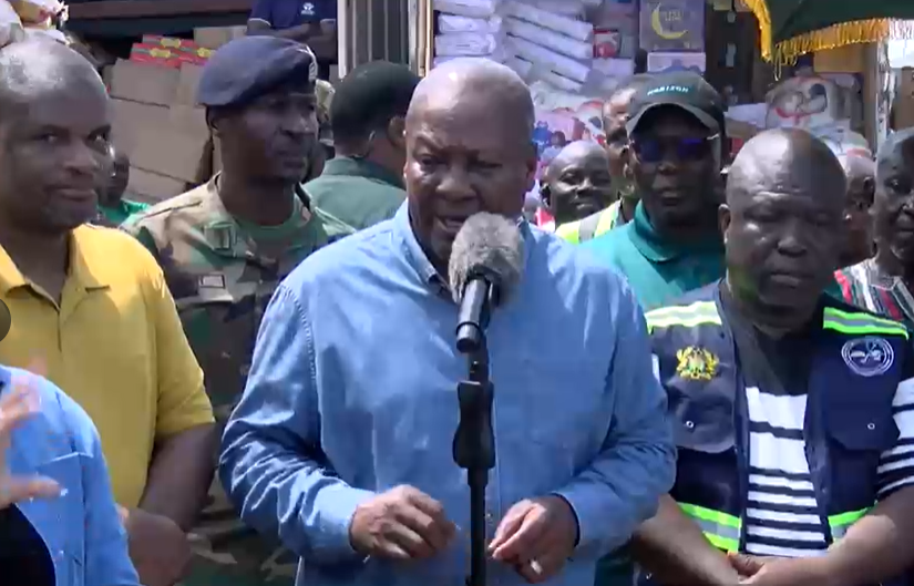 Mahama presents relief items to Hohoe flood victims