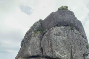 Ancient Hon Chuong Cham Tower in De Gi, Vietnam