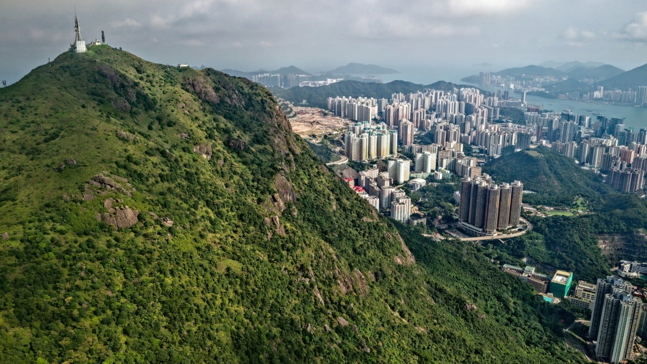 Off-duty senior ambulanceman dies after abseiling fall on Kowloon Peak