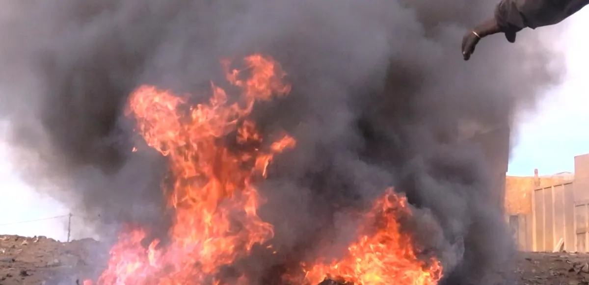 'Toxic Smoke' Documentary: Airbag explodes, kills 'burner boy' by a cut in the throat at Agbogbloshie