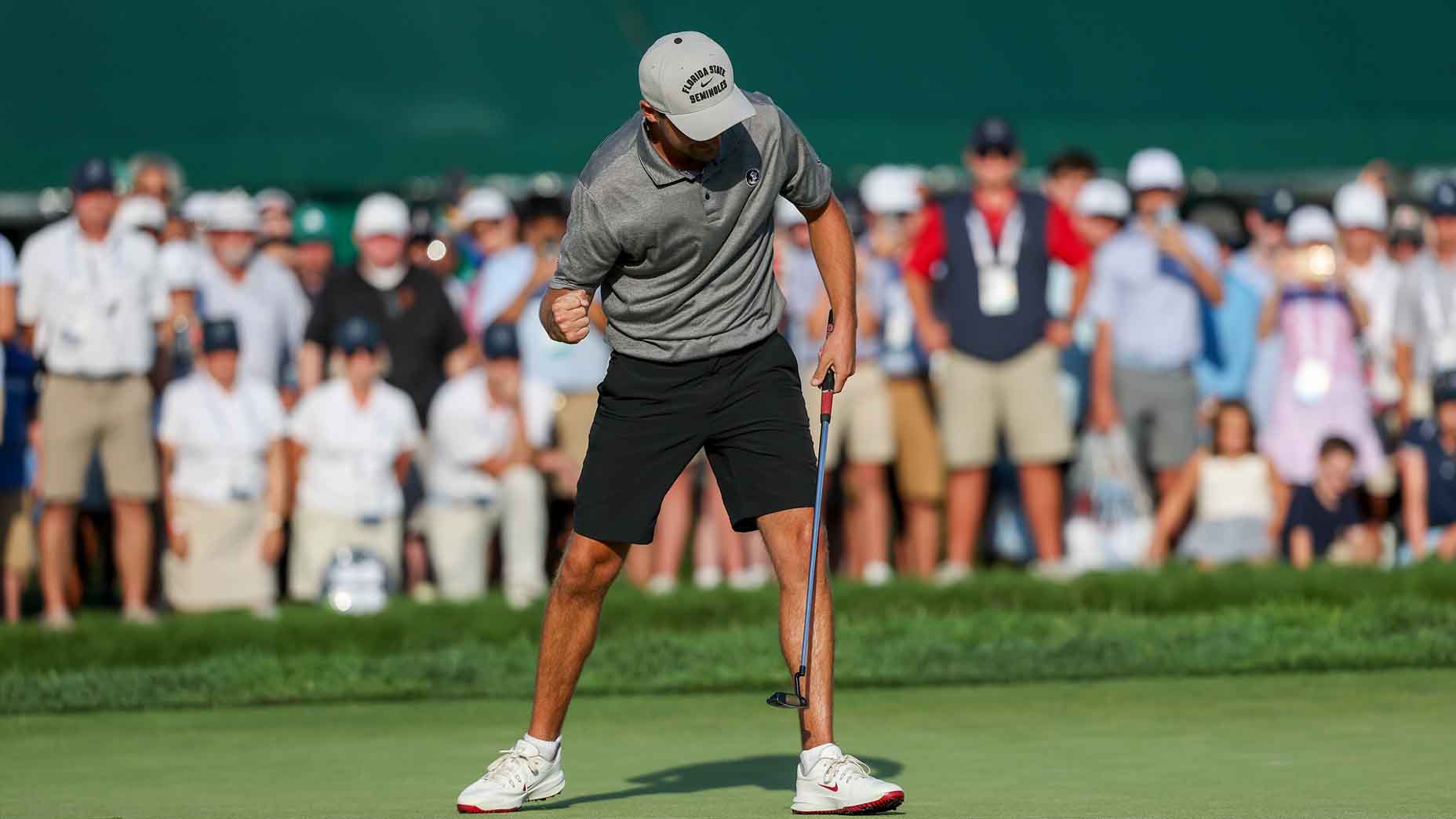 'Entire body is shaking': Inside the white-knuckle pressure of U.S. Amateur Saturday