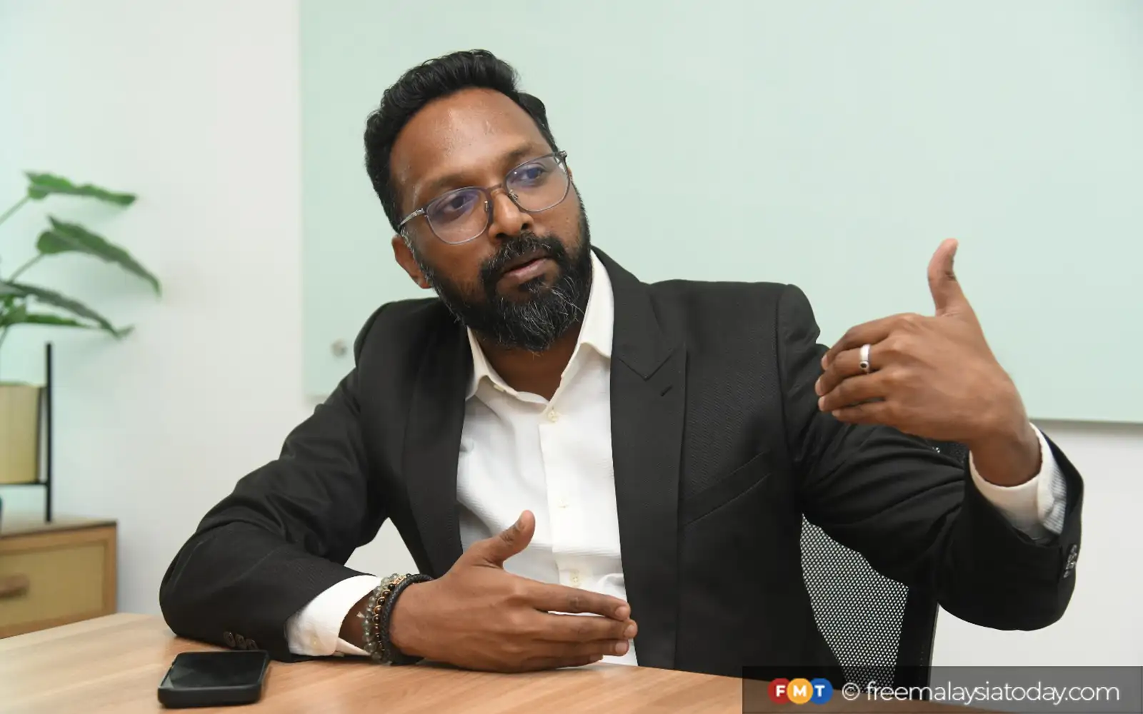 PH perlu terus dekati orang Melayu untuk lawan politik identiti, kata Ahli Parlimen DAP