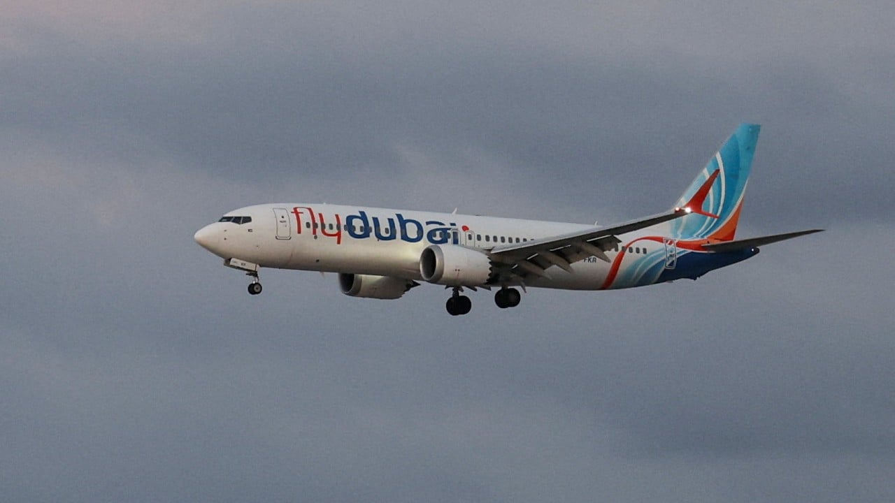 Flydubai plane attack: co-pilot previously barred from flying by Oman over extremist views