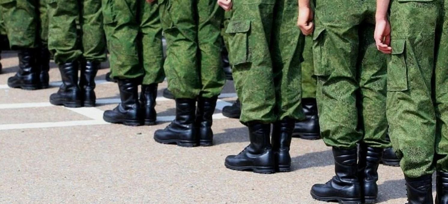 Russia plans record military spending