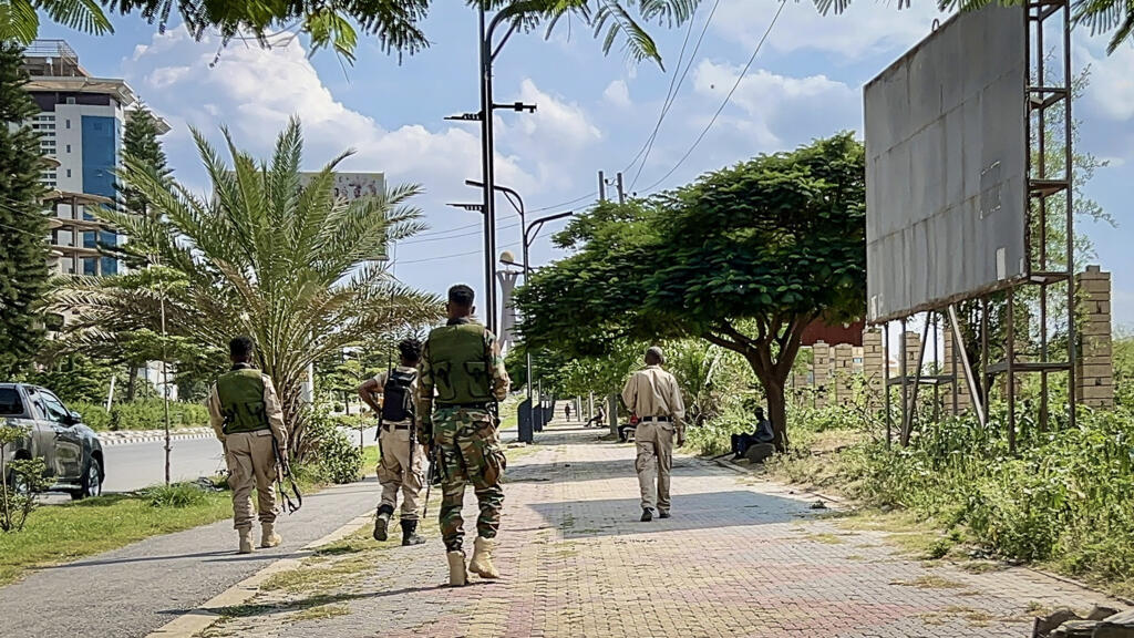 Ethiopia's government forces look to take regional capital from Tigray rebels