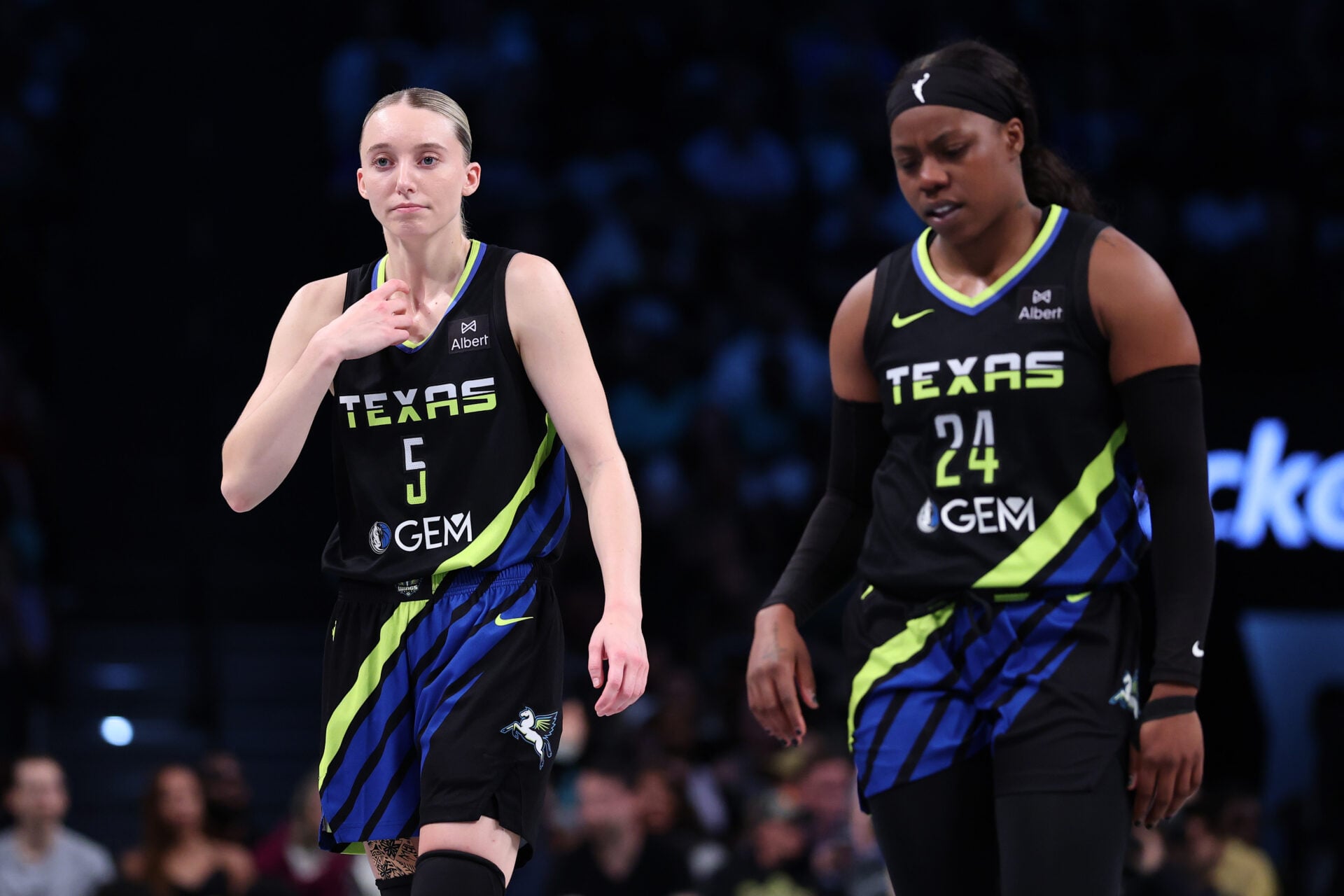 Arike Ogunbowale drops ‘rigged’ take on WNBA if Paige Bueckers is snubbed of major accolade