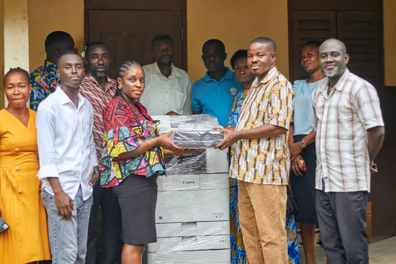 Frankadua D/A Junior High School receives educational materials from NGO