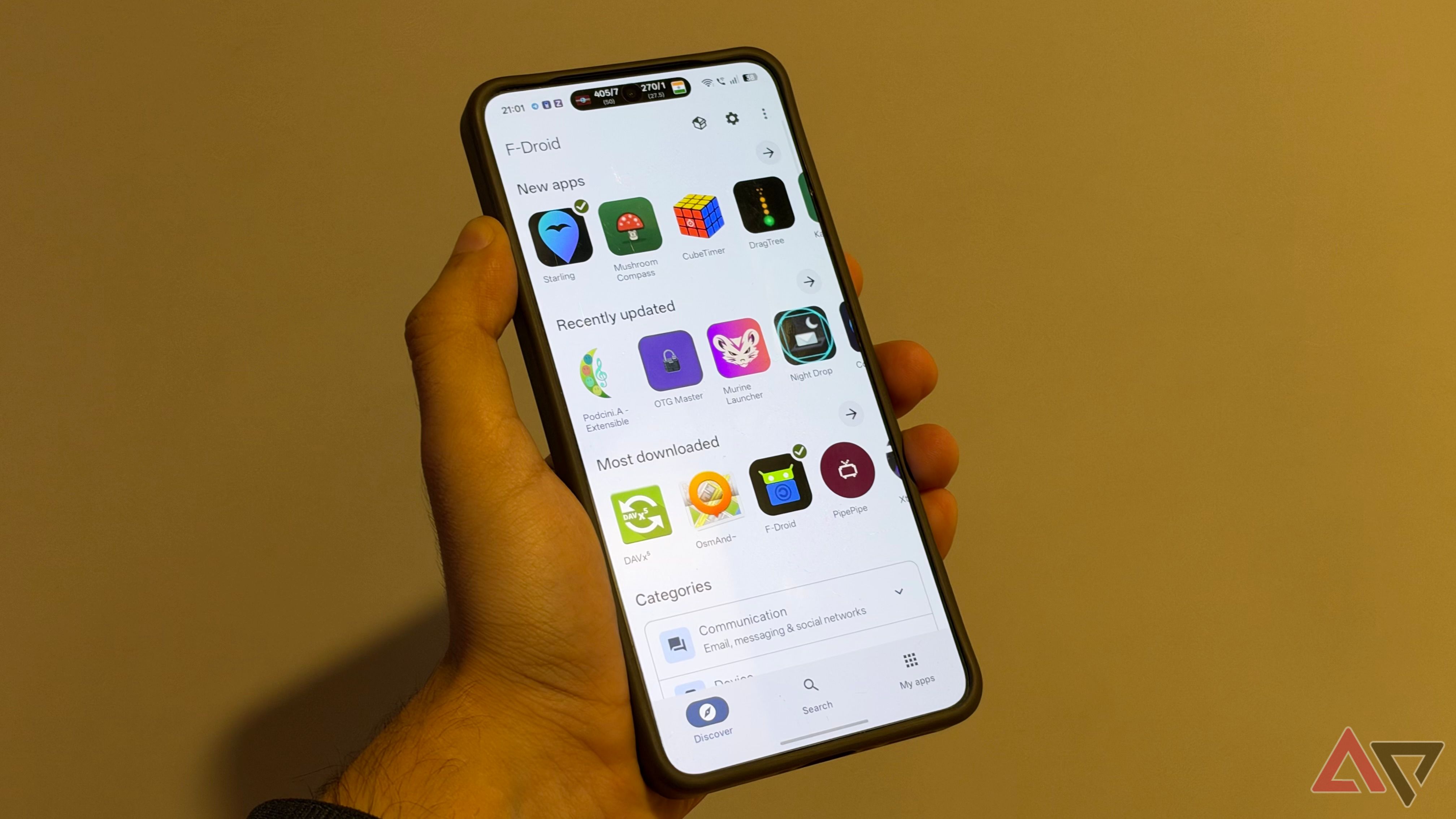 F-Droid 2.0 fixed all my issues with finding, installing, and updating open source apps