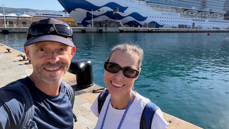 Two solo travellers hit a cruise together. Will it be smooth sailing?