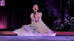 Ariana Grande leaves problems at home as her tour hits the UK