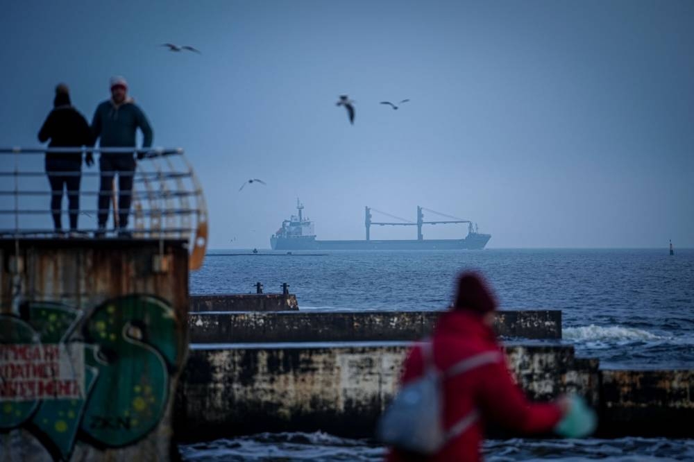 One killed, three injured in Russian strike on cargo ship
