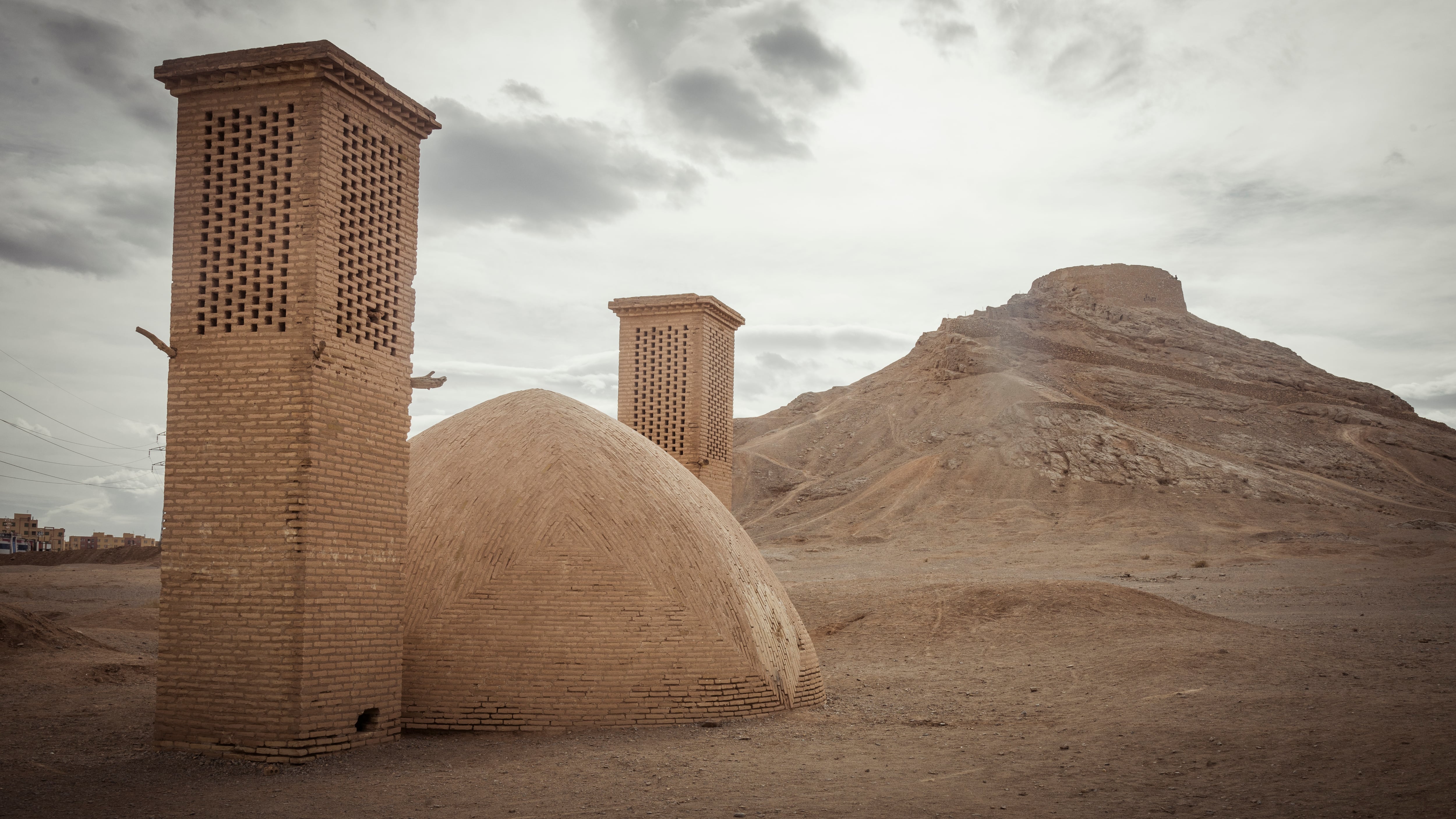 “They allied themselves with their worst enemy”: how 2,400 years ago the Persians manufactured ice in the middle of the desert