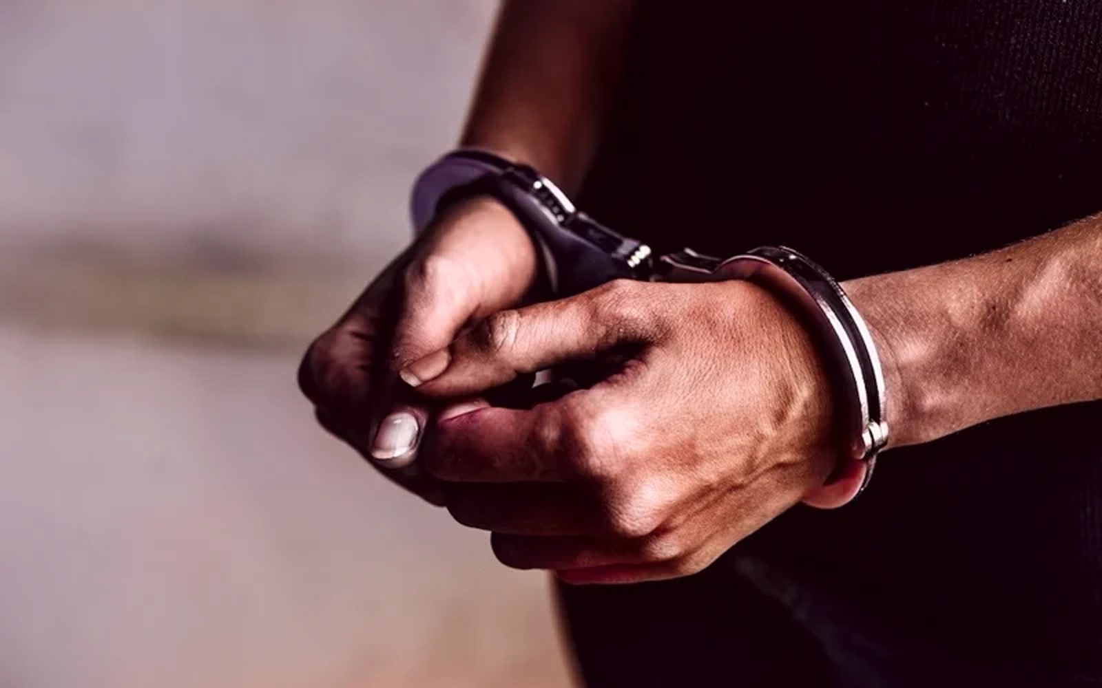 Didakwa amang seksual pelajar, guru direman 6 hari
