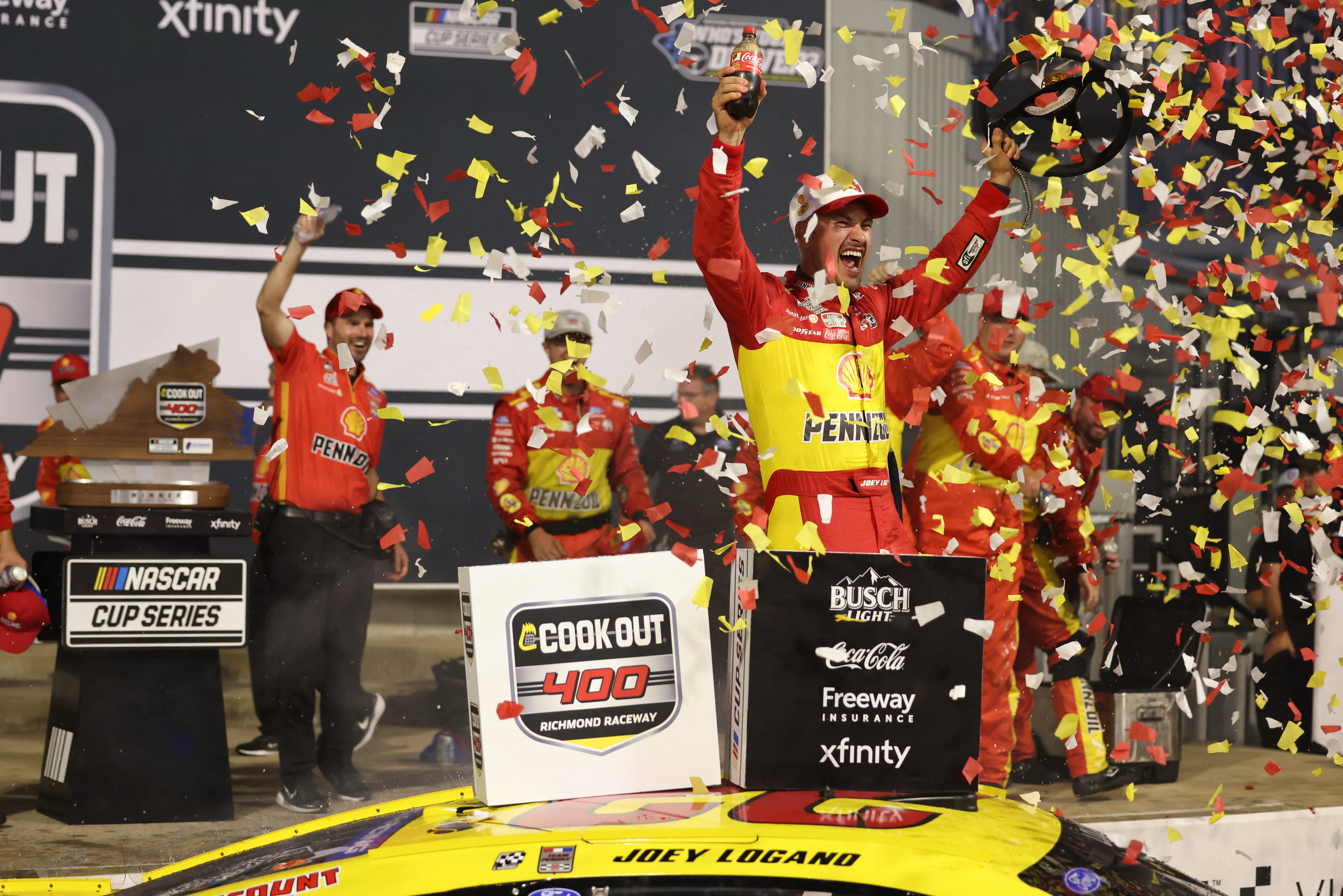Joey Logano wins Richmond for 2nd victory in 4 starts