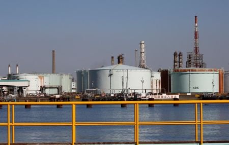 Chinese refiner Hengli accused of funding Iran through sanctioned oil purchases