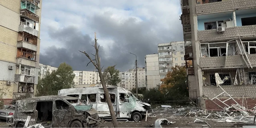 Russia strikes Sumy with guided bombs and drones: One killed, several wounded, medical supply warehouse damaged