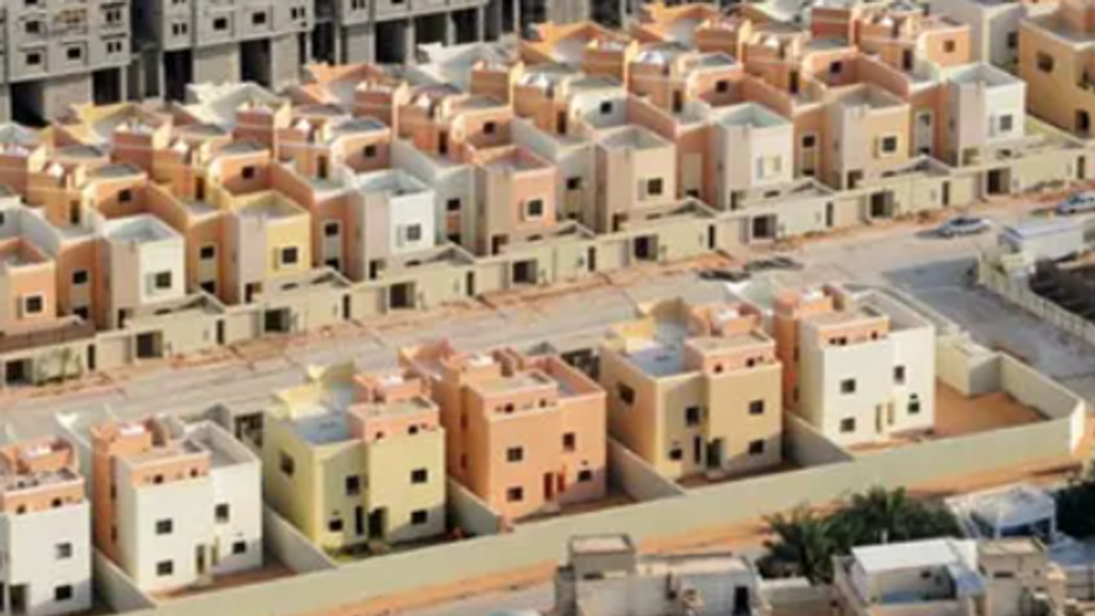 Real estate expert: Price stability achieved by housing balance platform, clear financial plan required