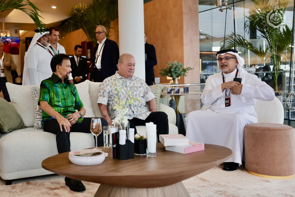 Sultan Ibrahim’s close Bahrain ties helped bring F1 back to Sepang, says Anwar