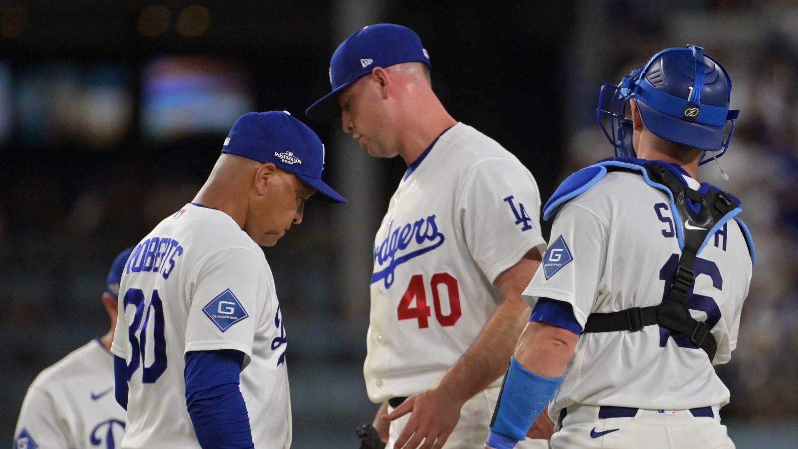 Braves take Game 2, even NLDS against Dodgers