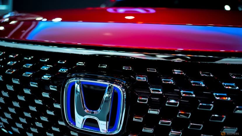 Honda plans highway test of wireless charging for moving trucks