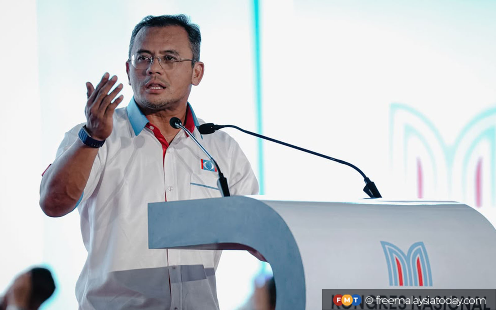 Amirudin sindir parti 3 kali ‘kahwin, cerai’