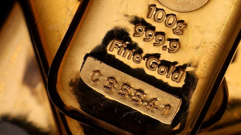 Gold retains key reserve status despite surging bond yields, central bankers say