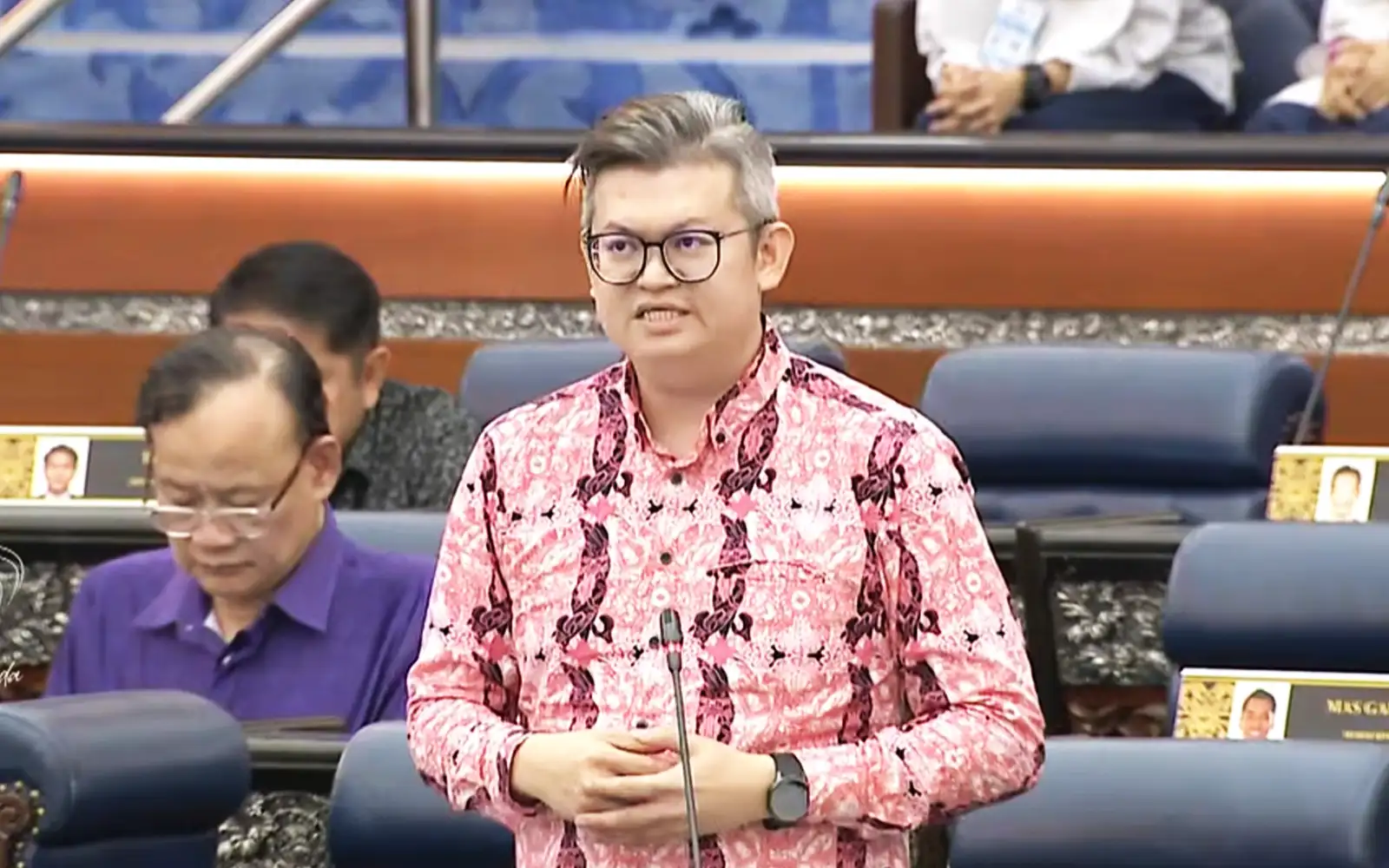Recruit foreign doctors to address East Malaysia shortage, says MP