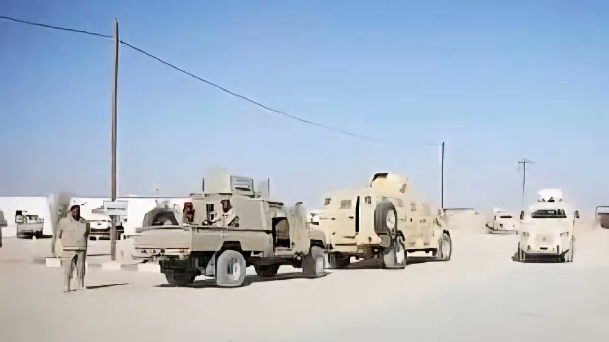 Yemeni forces capture Houthi prisoners on Red Sea coast after offensive