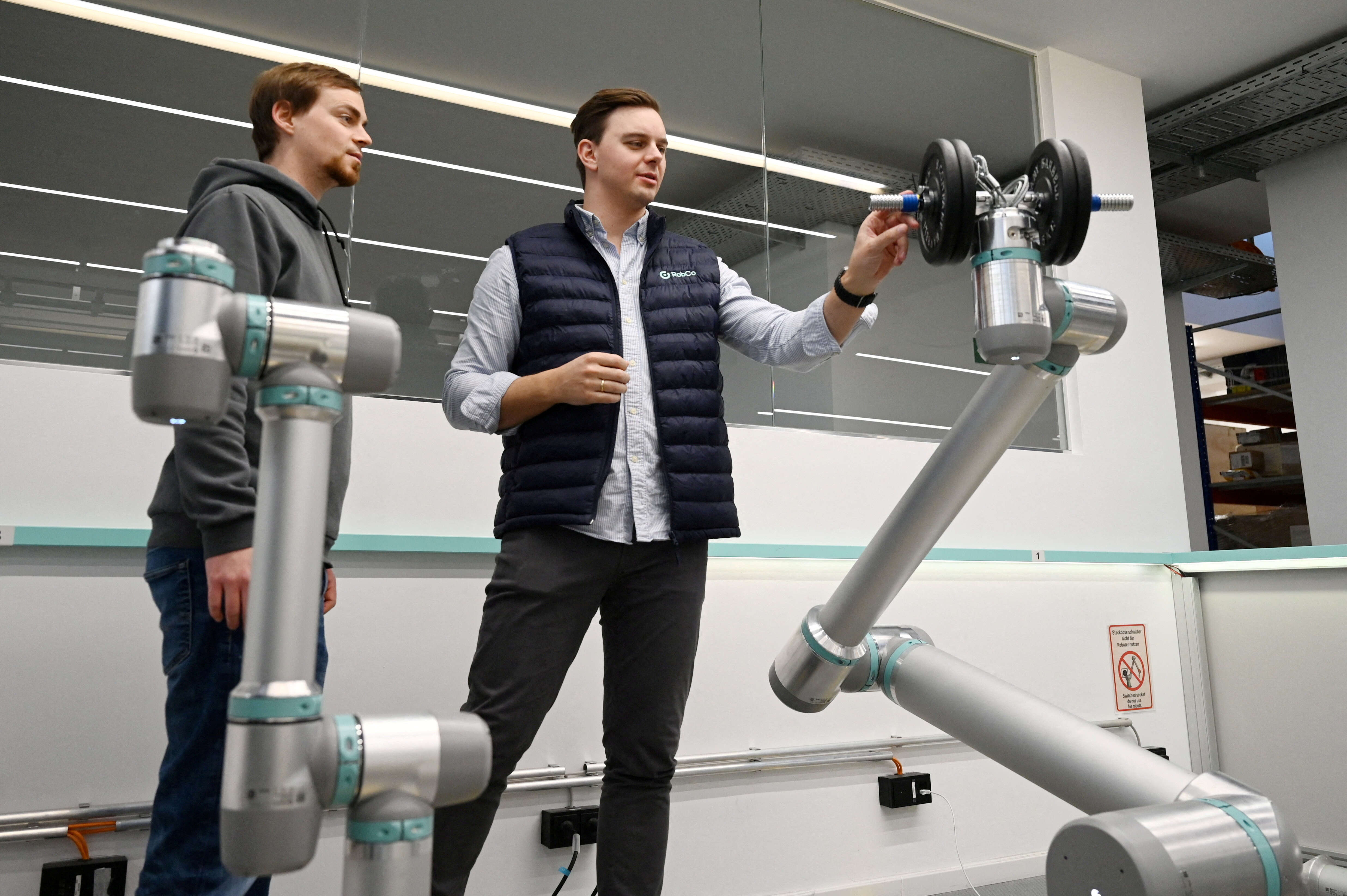 German robot startup RobCo hits $1 billion valuation, CEO moves to US