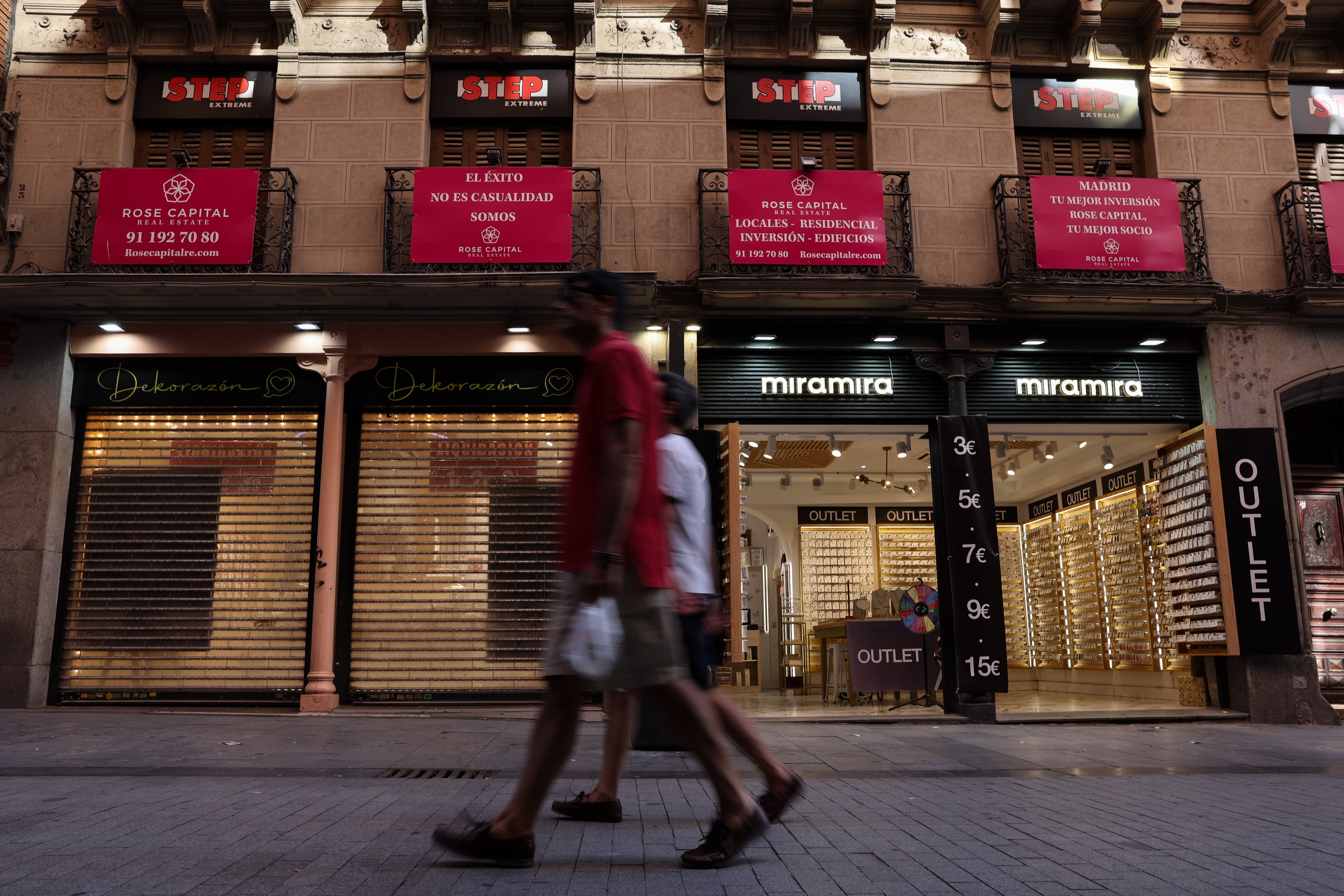 The new owners of Puerta del Sol are Chinese and sell costume jewelry: “We have less fear of risk”