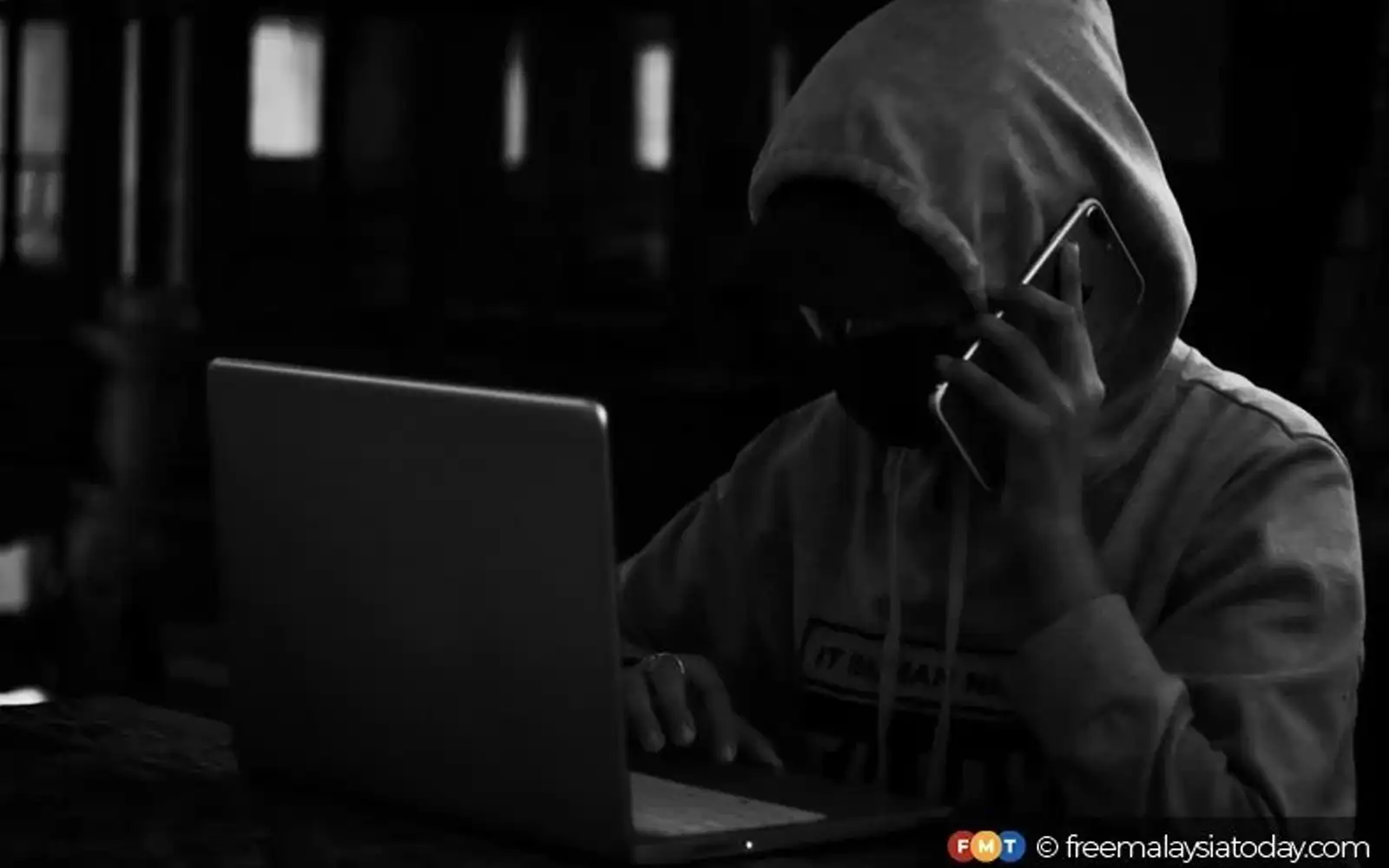 Doktor rugi RM558,000 angkara pelaburan mata wang