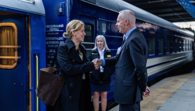 German education minister arrives in Kyiv on official visit
