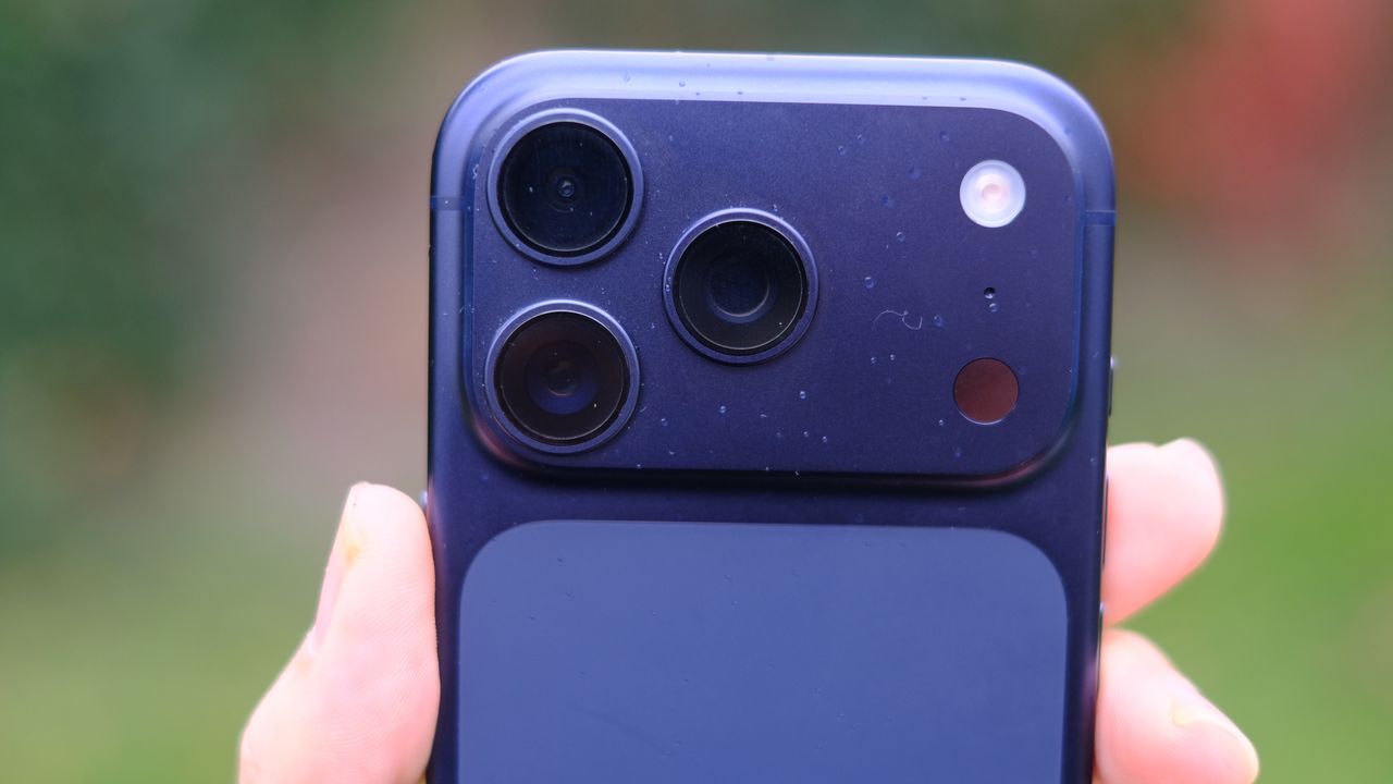 People are freaking out that the iPhone 18 Pro will be super expensive - but will it?