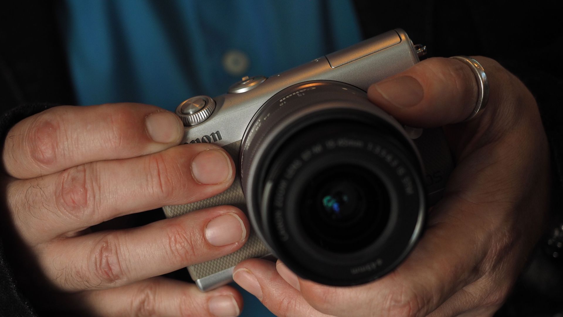 Canon’s camera graveyard is about to add a few new members, including two compact cameras, well-loved DSLRs, and a tiny 302g mirrorless