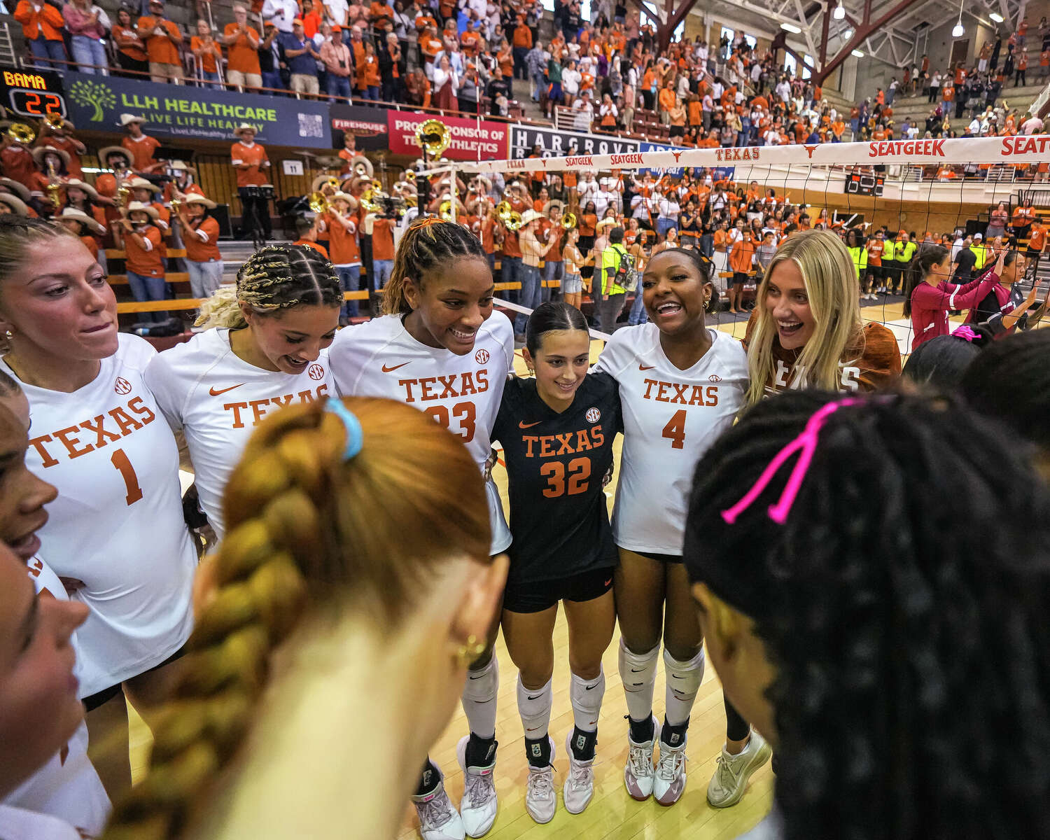 Where Texas volleyball ranks in Oct. 5 poll update after beating Mississippi State, Alabama