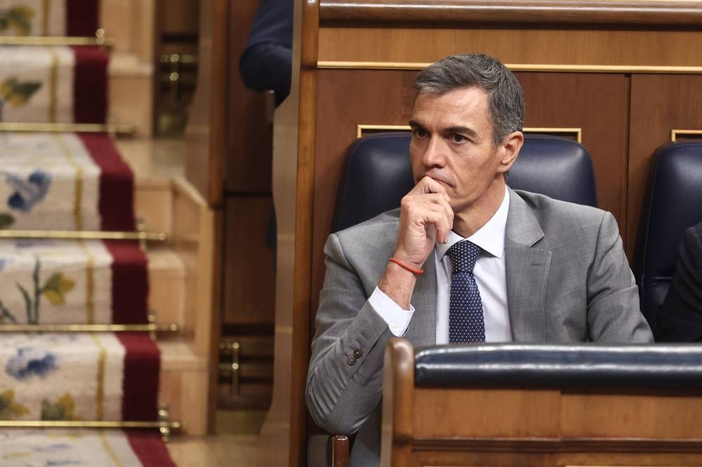 Spain’s Sánchez calls snap election amid protests over housing crisis