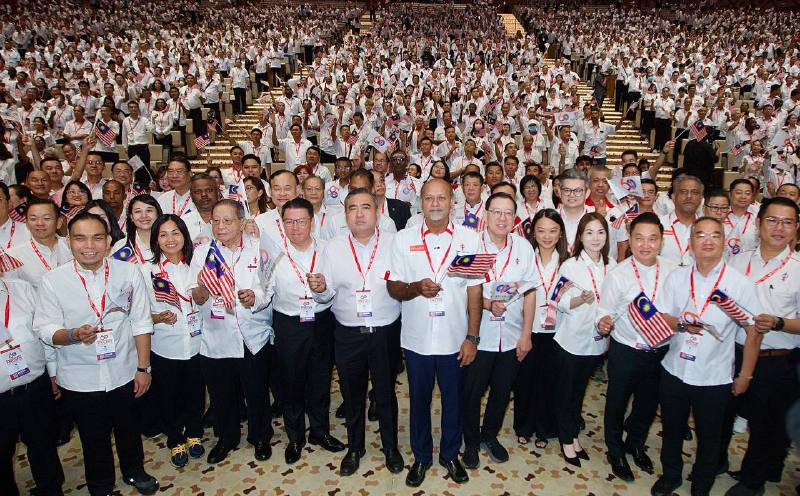 DAP veteran leader urges party to speak up on government issues