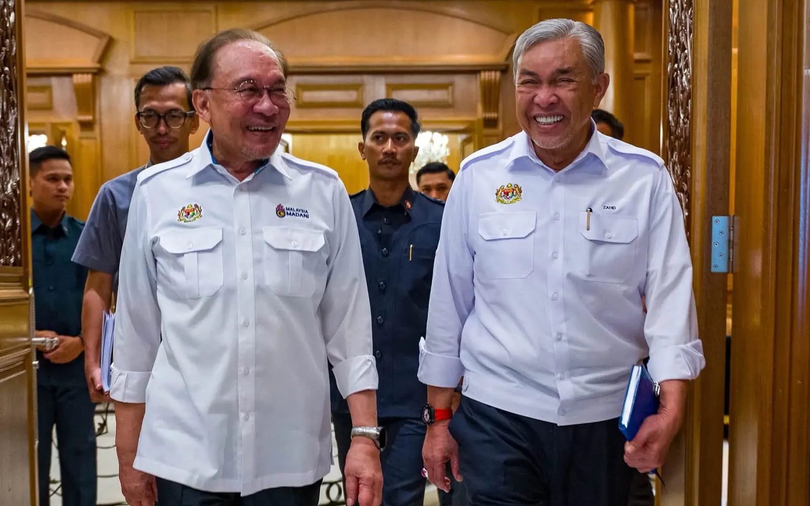 Anwar pilih terus kerjasama dengan Umno, BN demi kestabilan