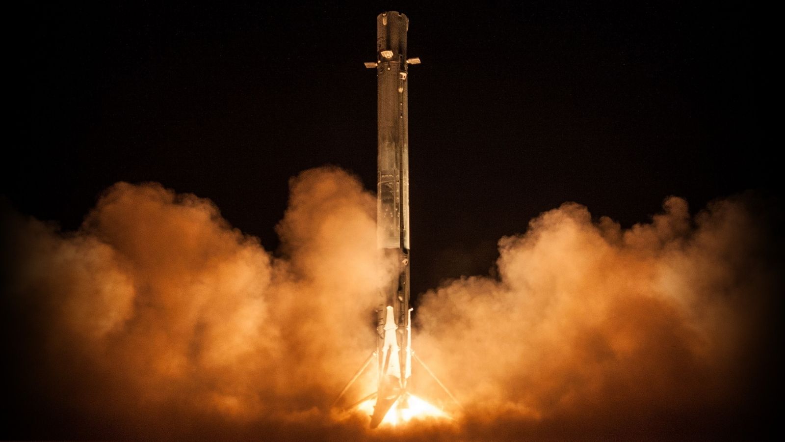 SpaceX launches two Falcon 9 rockets just 38 minutes apart, sets new record