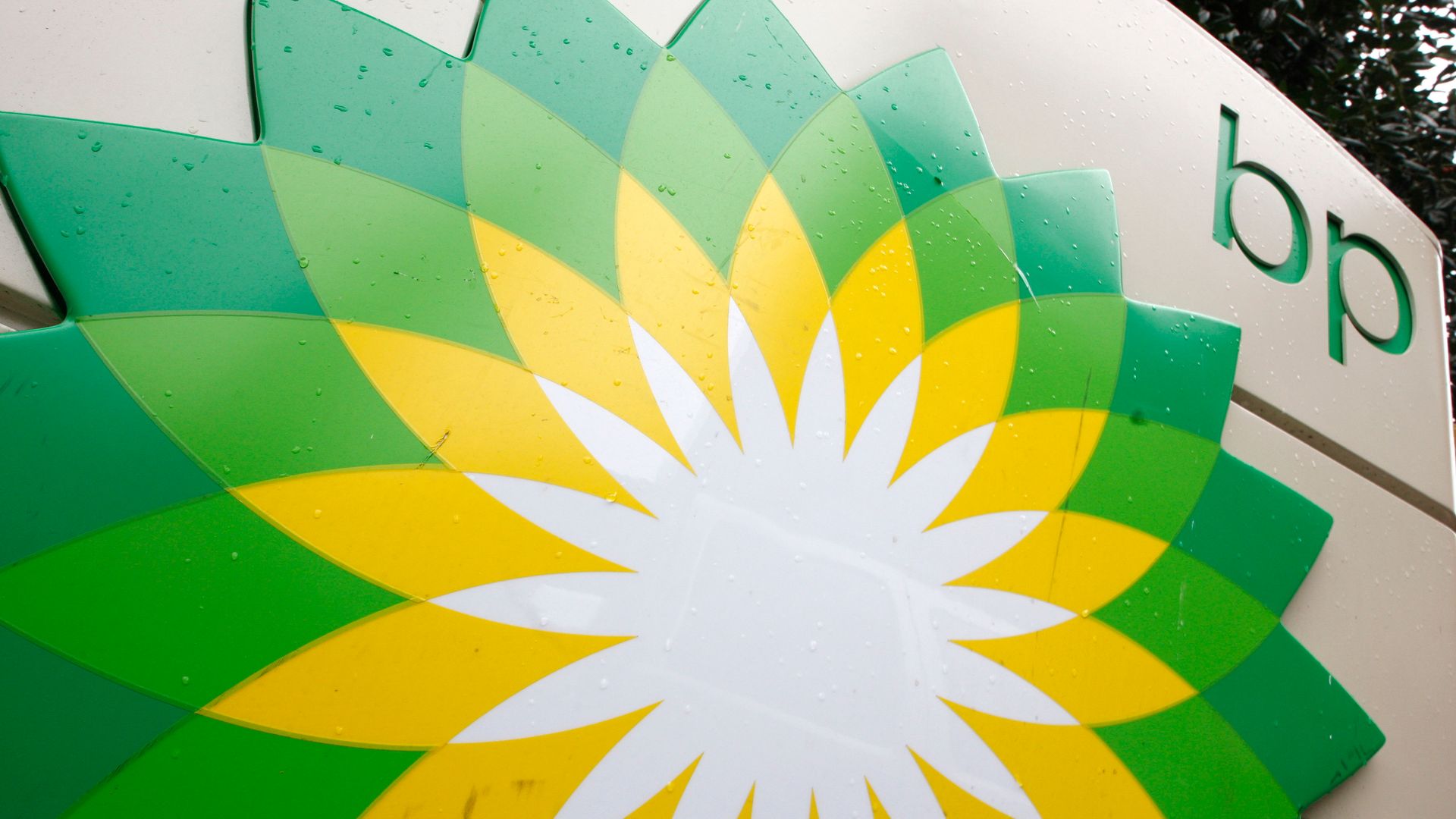Oil giant BP profits more than double due to Iran war - again