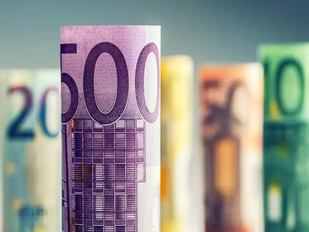 Euro faces political, fiscal reckoning as it hovers near 17-month low